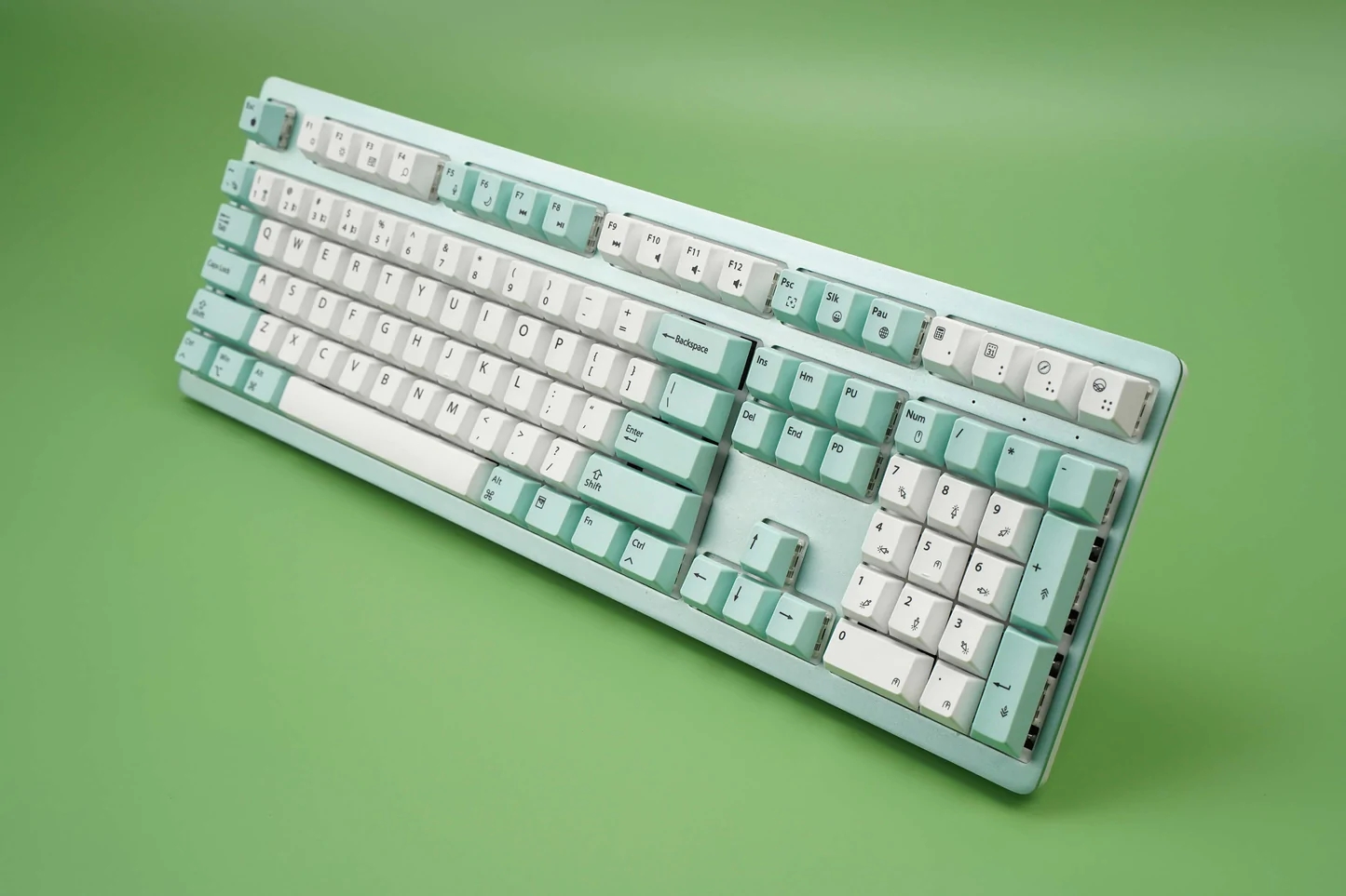 Wombat Pine Professional - Best mechanical keyboard for Mac users